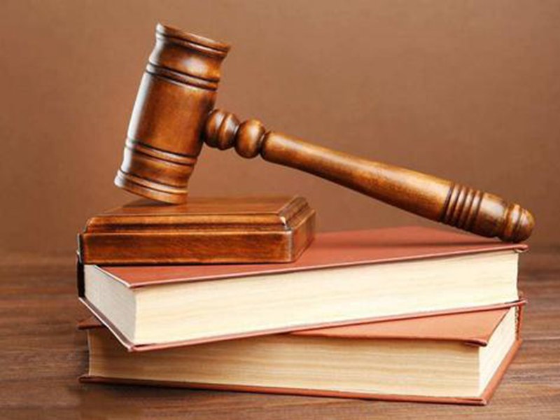 根據(jù)調(diào)查顯示工學本科的畢業(yè)生法學較低